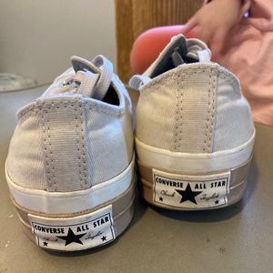 Cream Chuck Taylor Converse